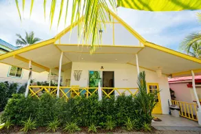 Beachfront Villa with Sunset - Image 2