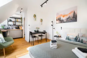 The Square & Cozy apartment - Image 2