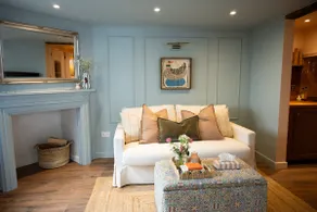 Boutique Cottage in the Heart of Kintbury - Image 5