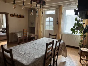 Family home in the countryside - Image 4