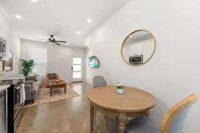 Roux Hous-Cajun Luxe Stay-Fast WiFi-Safe/Central - Image 5