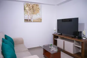 Trujillo apartment near Plaza Mall - Image 2