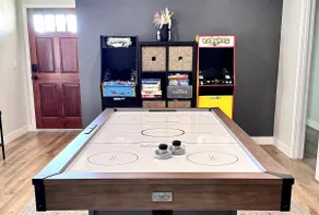 NEW Arcade Cozy Zen Pool Jacuzzi Home Heart of SD - Image 3