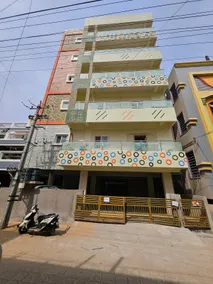Hostmate Homestay-2bhk furnished Near Railway stat - Image 2