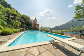 Lake view Villa with private garage & private pool - Image 3