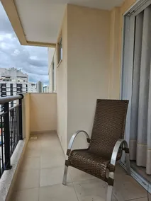Luxury two-bedroom apartment in the center - Image 2