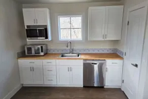 Cozy In-Law Suite | Laundry, Parking, Dog-Friendly - Image 3