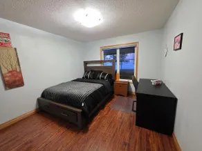 *Walkout basement* On Golf Course & Near Lake - Image 3
