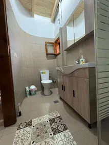 Athina's Guesthouse - Image 4