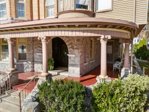 Grand Luxury Stay in Westend - Image 4