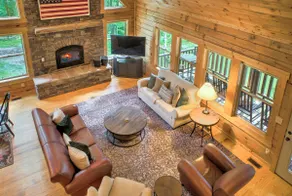 Hot Tub | Sleeps 17 | Dog Friendly | Arcade Game - Image 4