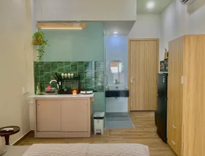 [Elevator] Ben Thanh-Balcony-Netflix by KevinNestin - Image 2