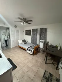 The Calm Landing - Private stay 5 min from airport - Image 3