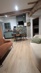 Charming little house. - Image 3