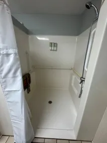 Spacious Home Sleeps 14 Handicap Accessible - Image 5