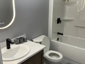 Spacious two bedroom apartment - Image 5