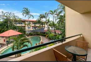 Cairns Getaway Luxury Apartment in Cairns North - Image 4