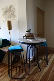 Cozy & Chic Suite on Manning - Image 4