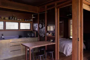 'The Hide' - luxury eco cabin on the Mary River - Image 5