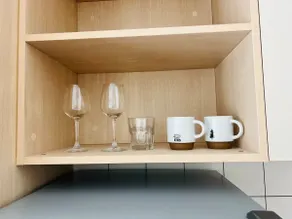 Charming 1 bedroom apartment, walk to beach, high speed internet, shared office - Image 3