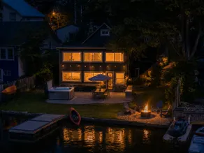 Lakefront Bungalow/kayaks/hot tub/fishing - Image 2