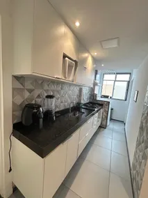 Apartment on the first block of the beach, building with swimming pool - Image 3