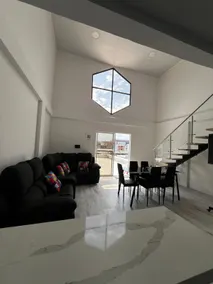 Penthouse apartment with spectacular views - Image 4