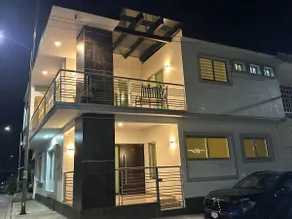 Luxury house in the center - esplanade, safe, 36 amenities. - Image 2