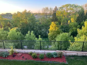 Cozy 2BR Private Suite Near Trails And Grand River - Image 5