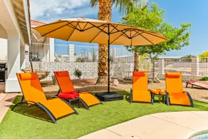 The Golden Oasis: Pool&Game Room 4BDRM 3BATH 12BED - Image 3