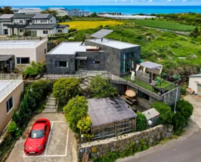 Private pool + Jacuzzi + Cypress sauna room_Private house for up to 12 people, Jeju Aewol private mansion for large families_Yuhwadang - Image 4