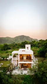 Villa Bougain - Secluded Luxury - Image 2