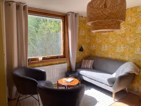 The Vintage Guesthouse - Image 2