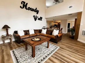 Private Retreat w/ Animals. Outdoor Fire pit/ BBQ - Image 4