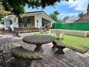 Casa Mango House with pool and jacuzzi bench - Image 3