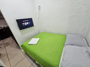 Small, comfortable, cheap, no garage - Image 5