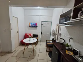 Small, comfortable, cheap, no garage - Image 4