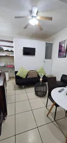 Small, comfortable, cheap, no garage - Image 2