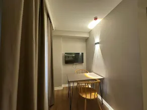 Give Yourself a Chance with This Wonderful Room in the Center - Image 4