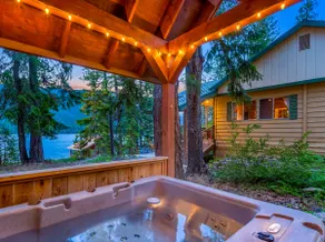 Heavenly Lake Haven -Relax at this Peaceful Home - Image 2