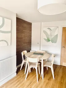 Luxury House, central Stamford with parking - Image 4
