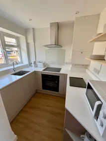 Luxury House, central Stamford with parking - Image 2