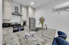 Modern Suite with Full Kitchen | Waco, TX - Image 3