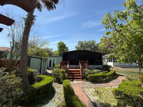 The Bamboo house on the lake - Image 3