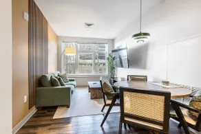 The Hunter: Comfortable • Bright • Amenities! - Image 2