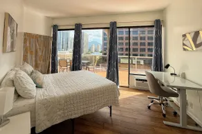 2BR Super Patio W/Free Parking - Image 2