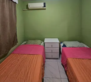 Comfortable stay, ideal location with quick access - Image 2