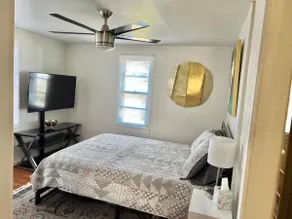 Pruitt Cottage - Image 4