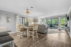 2/2 Poolside Condo Close to Oaklawn Pets Welcome! - Image 3