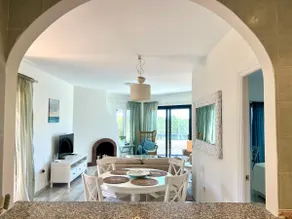 Elegant Coastal Escape - Image 4